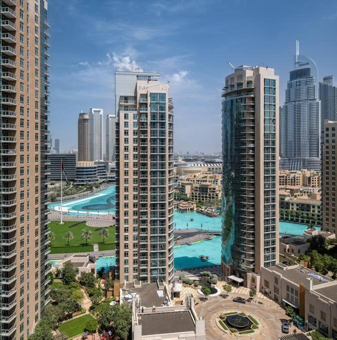 Bellavsita - 2 Bedroom Fountain View Dubai