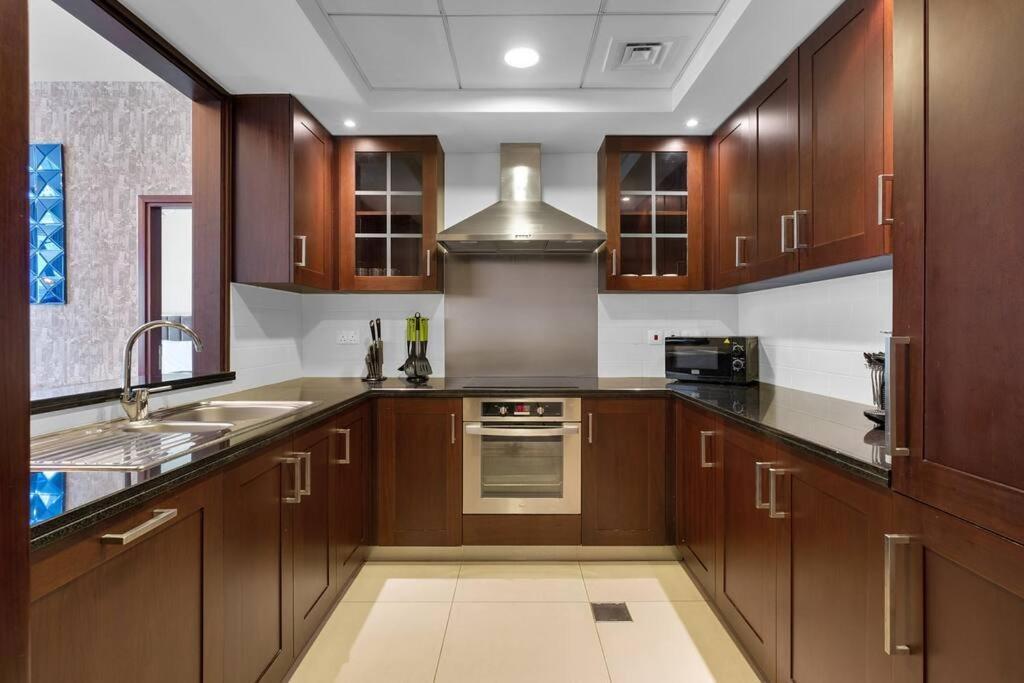 Bellavsita - 2 Bedroom Fountain View * Dubai
